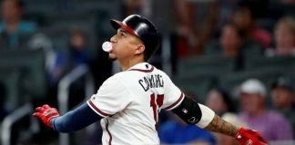 Primer cuadrangular de Johan Camargo en 2020