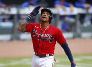 Panameños en MLB (02/09/20): Javy Guerra y Johan Camargo ven acción