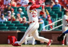 Iván Herrera hace historia al conecta el primer cuadrangular de su carrera