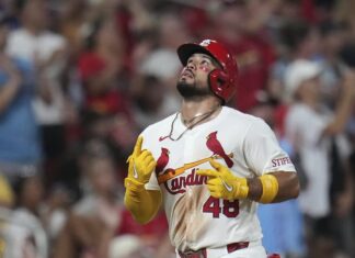 Tres panameños jonronean el mismo día en MLB por primera vez en casi 25 años